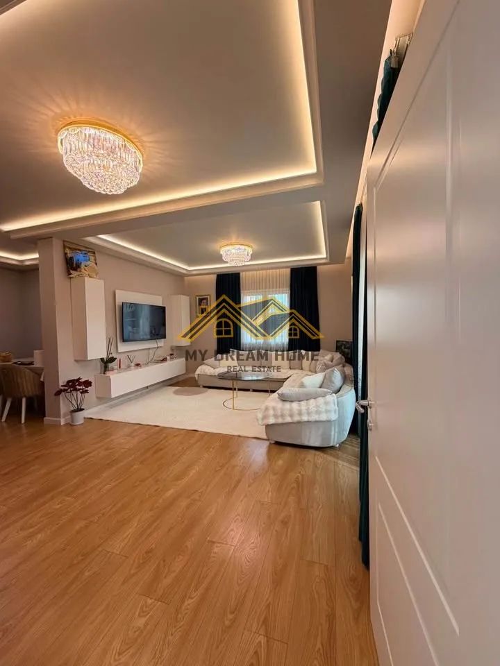Shtëpi në shitje në Kënetë, Durrës — 1+1, 381 m²