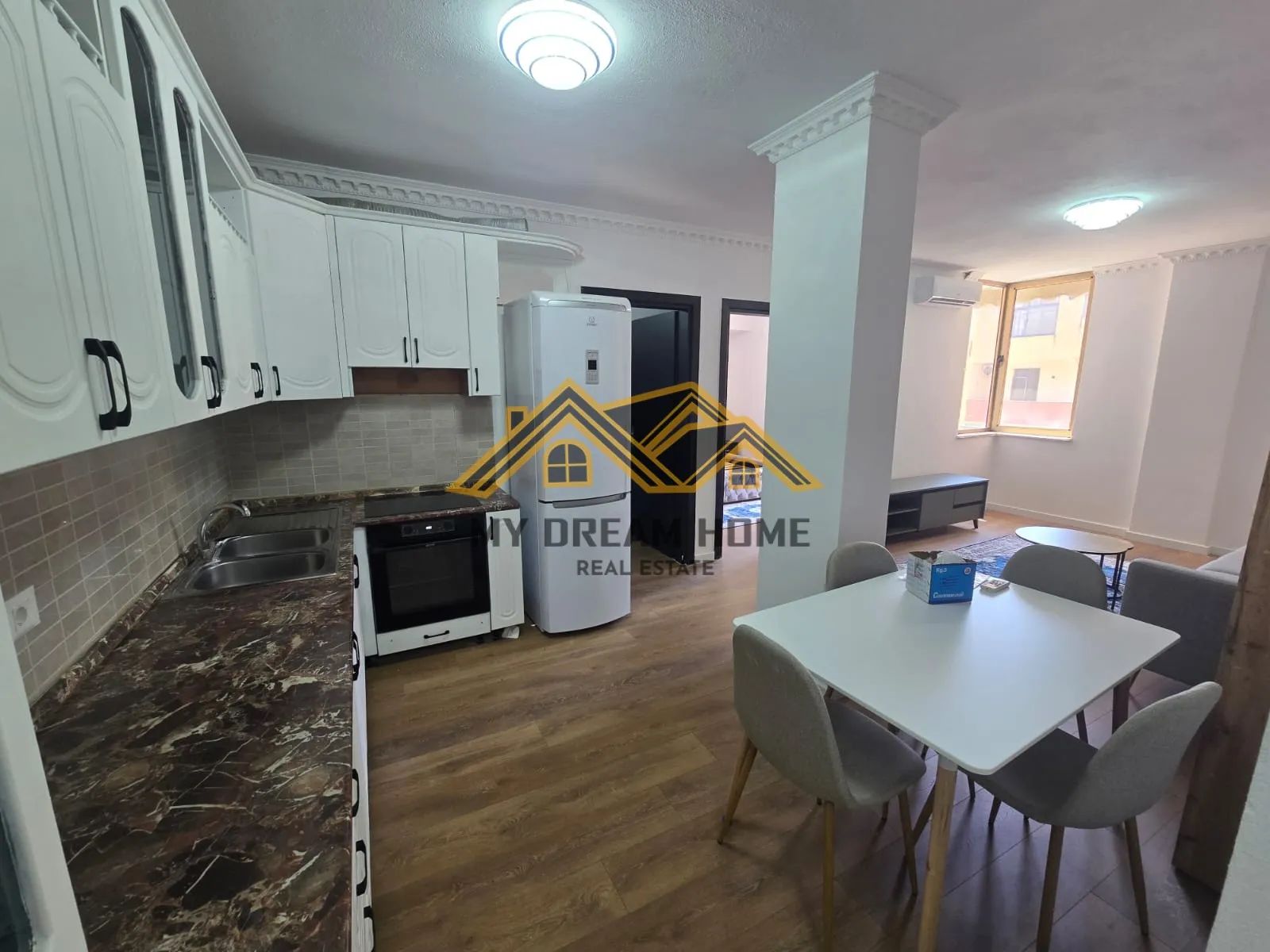 Banesë / Apartament në shitje në Qendër, Durrës — foto 3
