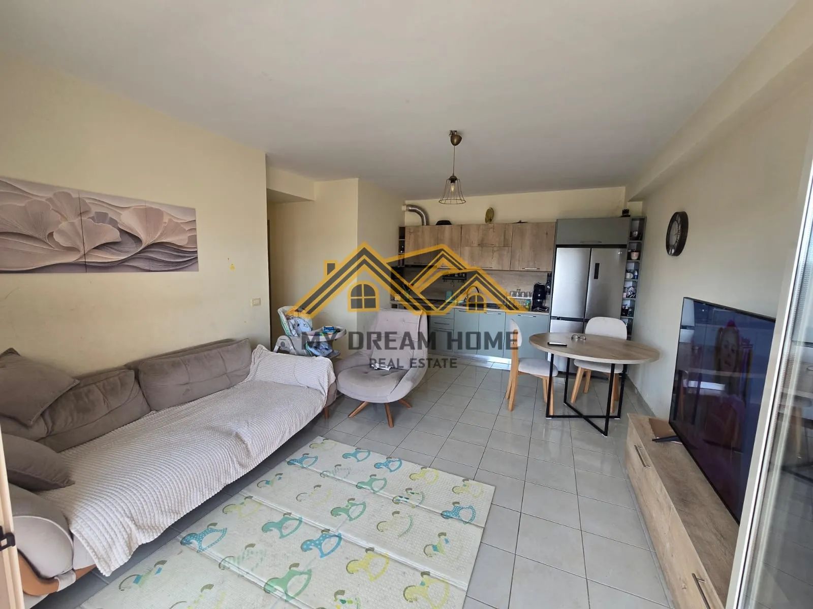 Banesë / Apartament në shitje në Durrës — 1+1, 139 m²