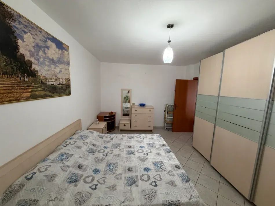 Banesë / Apartament me qera në Qendër, Durrës — foto 3
