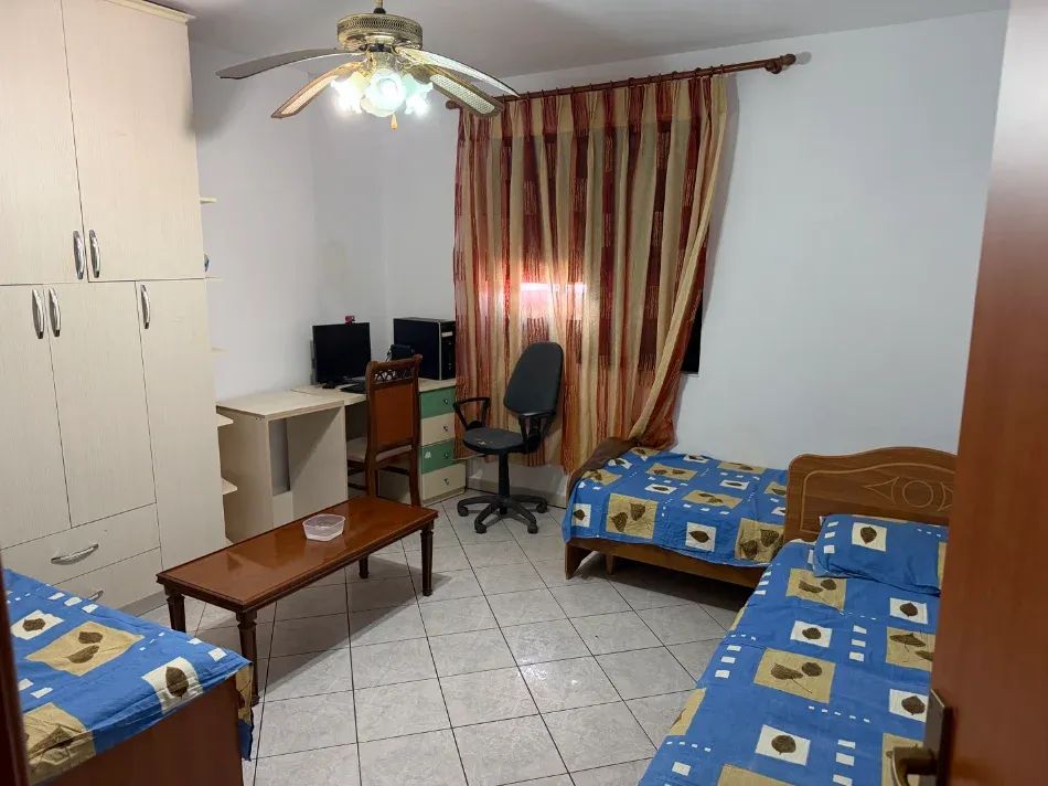 Banesë / Apartament me qera në Qendër, Durrës — foto 4