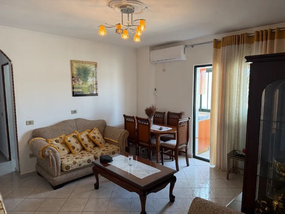 Banesë / Apartament me qera në Qendër, Durrës — foto 6