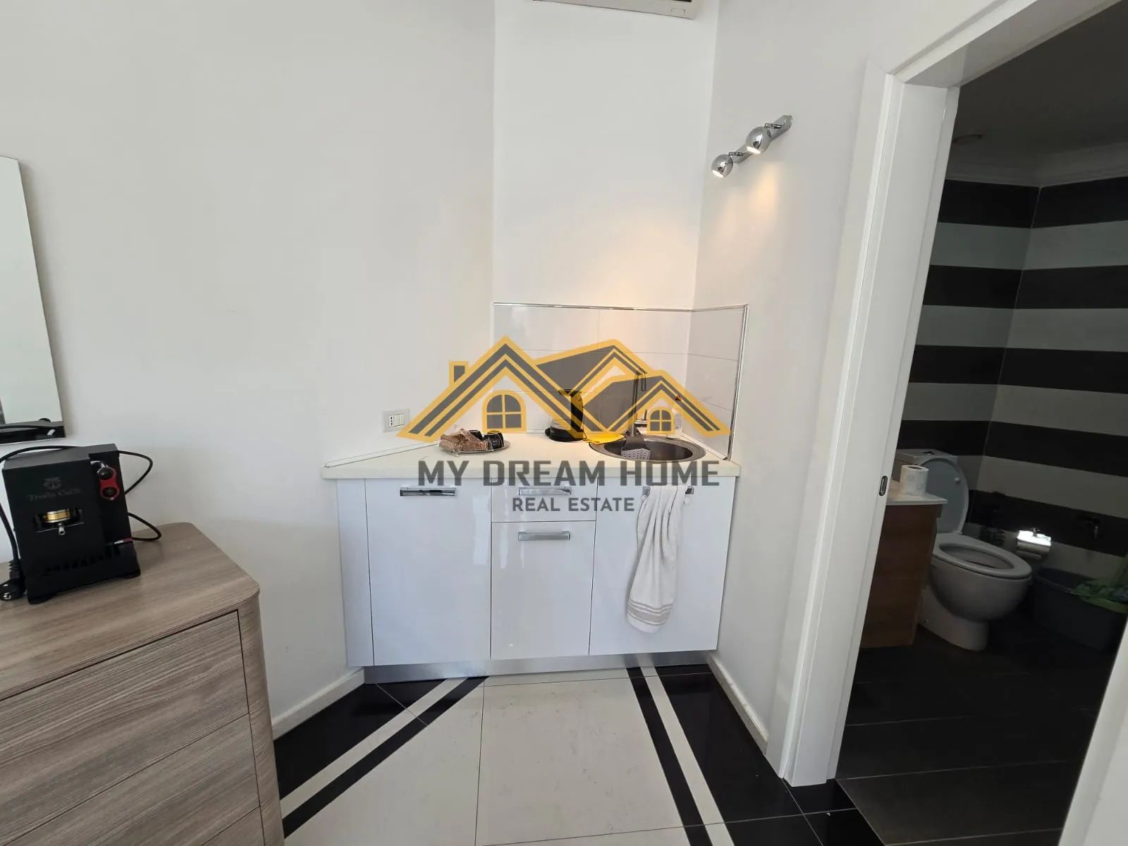 Banesë / Apartament me qera në Qendër, Durrës — foto 3