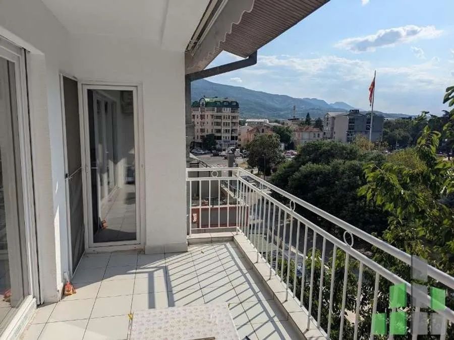 Zyrë me qera në Shkup — foto 6