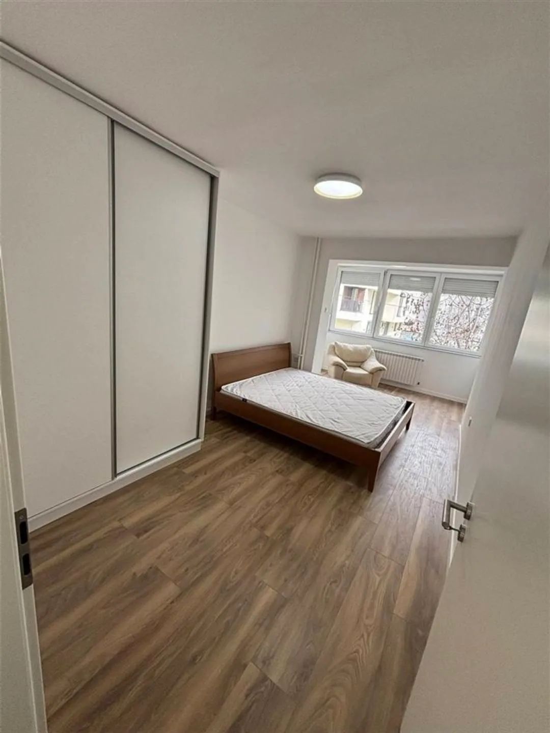 Banesë / Apartament me qera në Shkup — foto 5