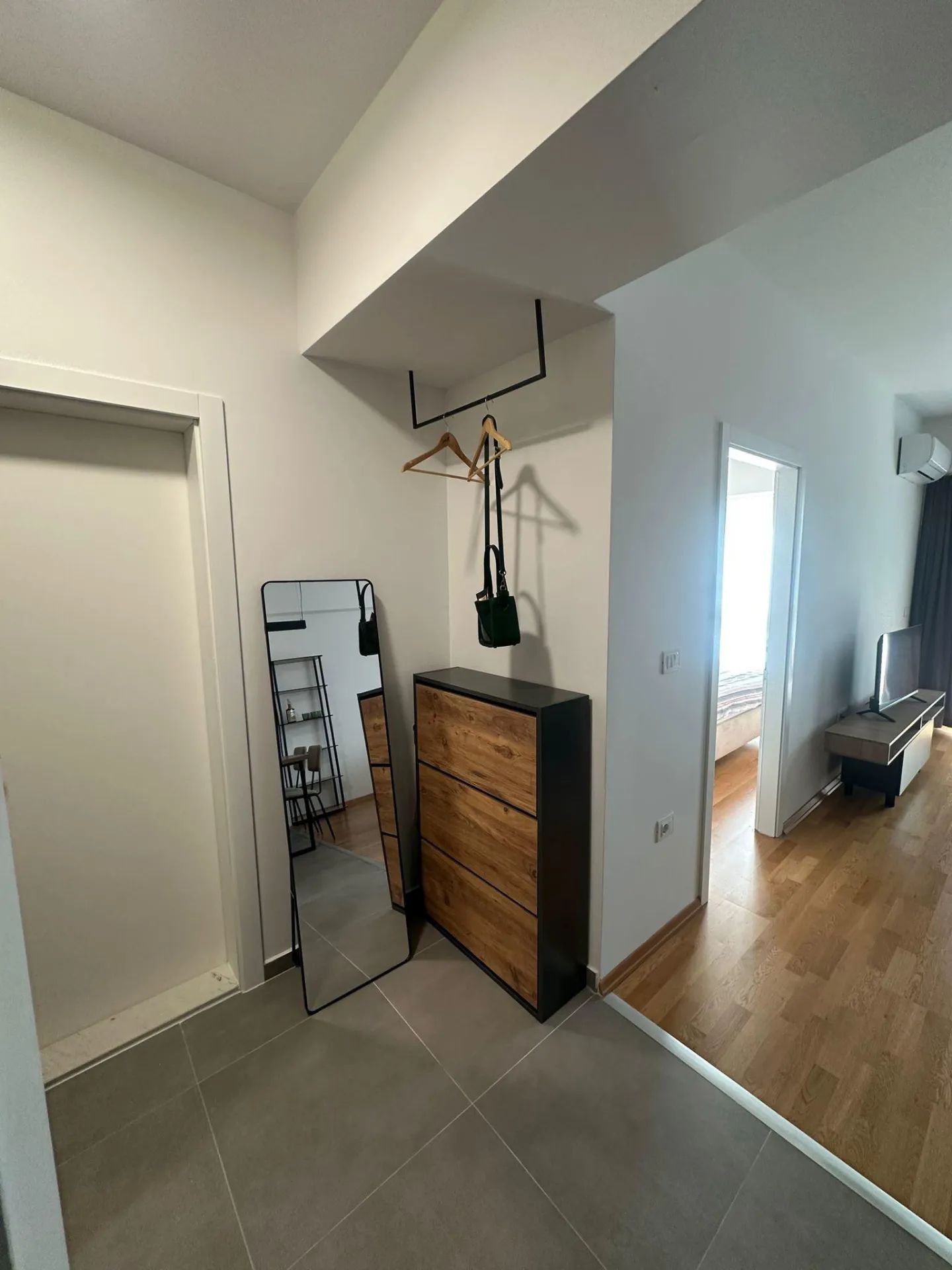 Banesë / Apartament me qera në Gazi Babë, Shkup — foto 10