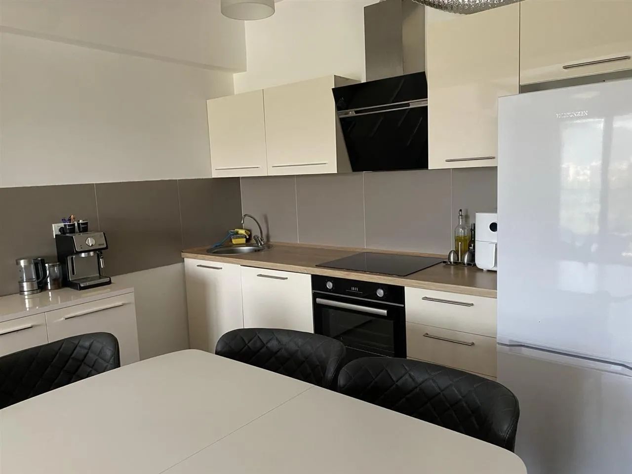 Banesë / Apartament me qera në Shkup — foto 7