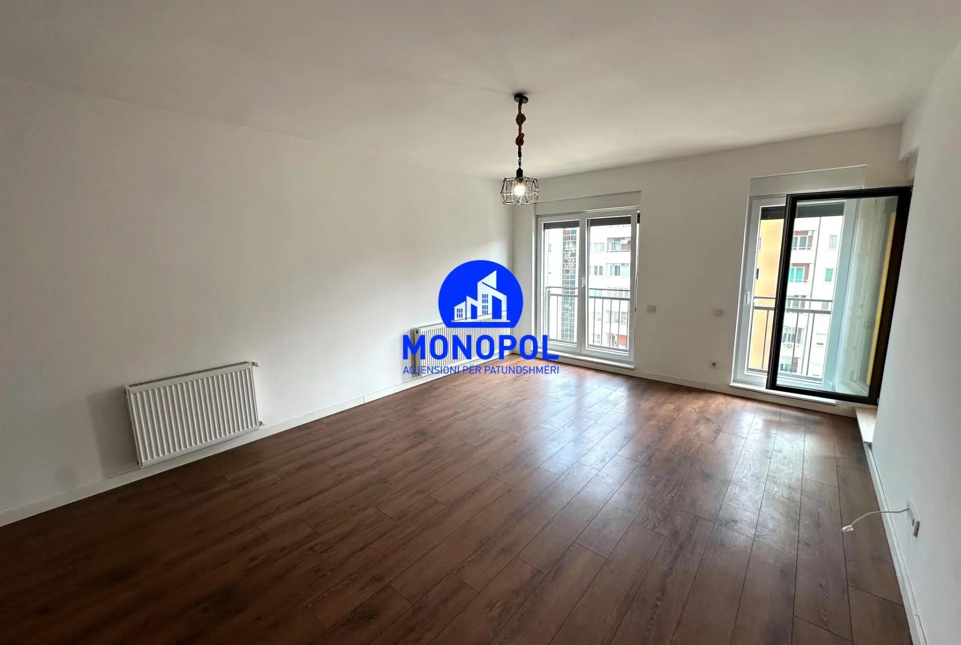 Zyrë me qera në Arbëria (Dragodan), Prishtinë — 3+1, 90 m²