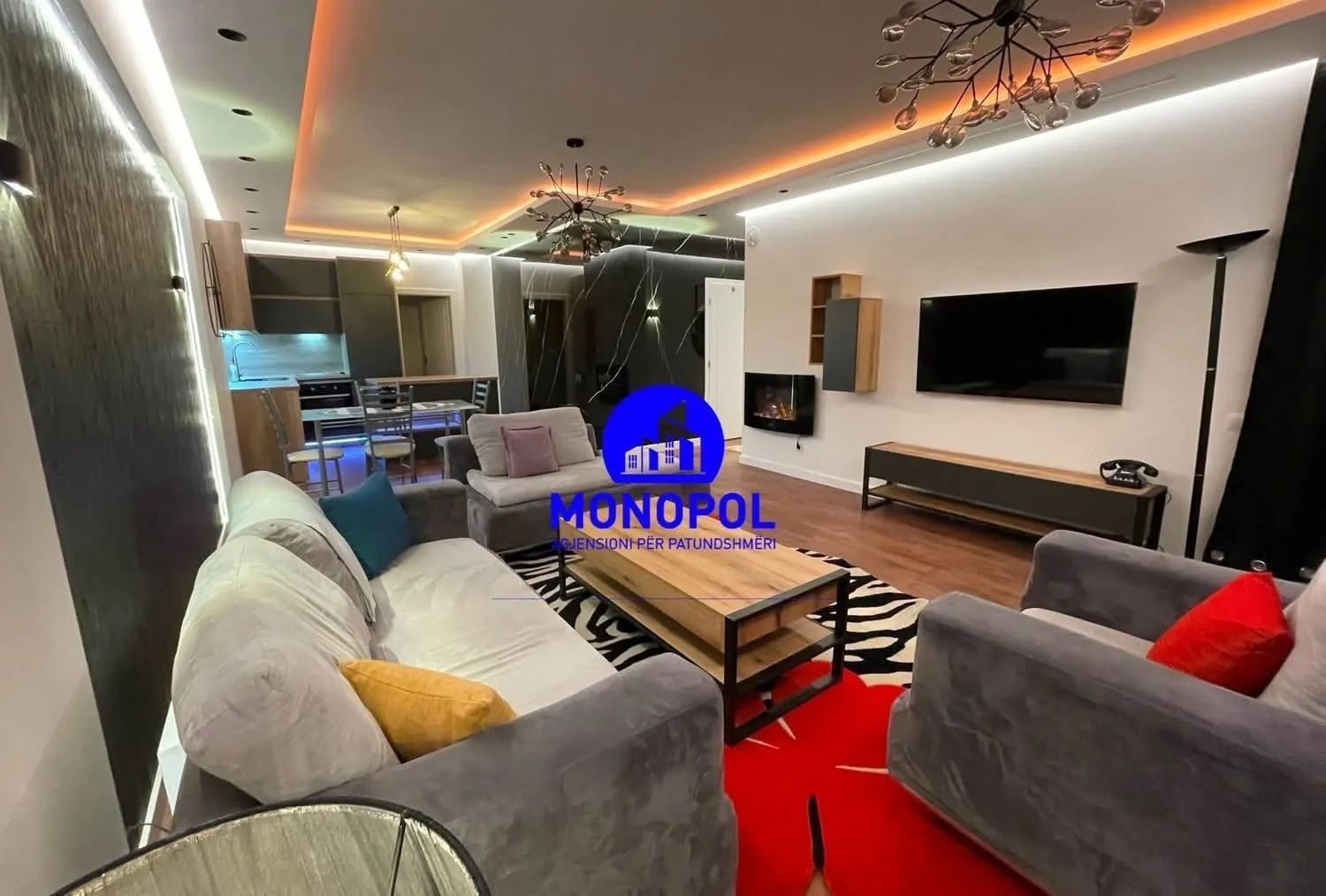 Banesë / Apartament me qera në Arbëria (Dragodan), Prishtinë — 4+1, 125 m²